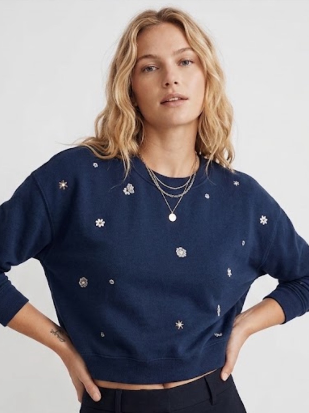 Madewell MWL Navy Crop Sweatshirt with Floral Embroidery, EUC